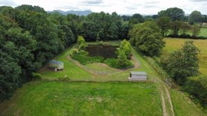 Photo 3- click for photo gallery